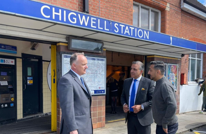 Chigwell Station campaigning 