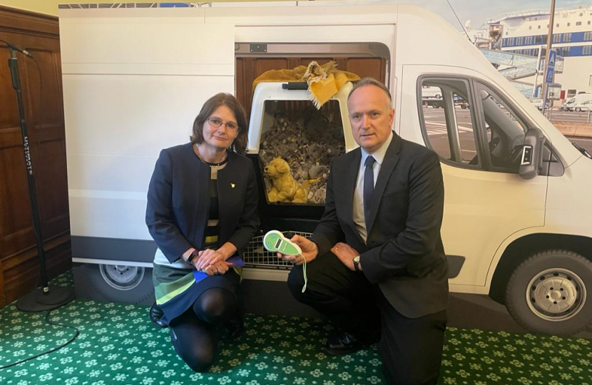 Dr Neil Hudson MP with Dogs Trust Veterinary Director, Paula Boyden